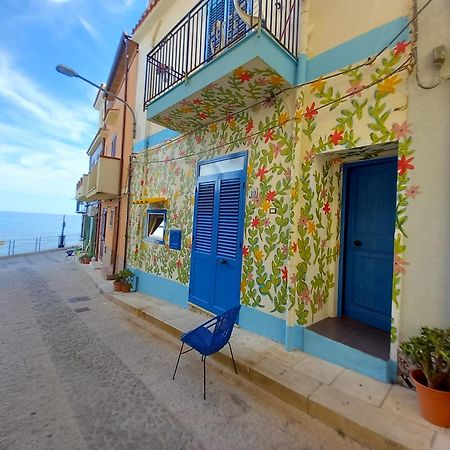 Casa Vacanze Marco Polo Vista Mare Trappeto  Exterior photo
